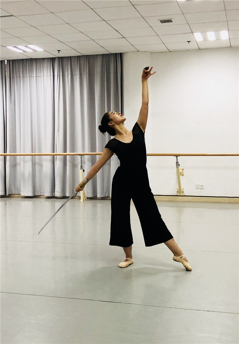 2015级舞蹈表演专业技能测试圆满完成