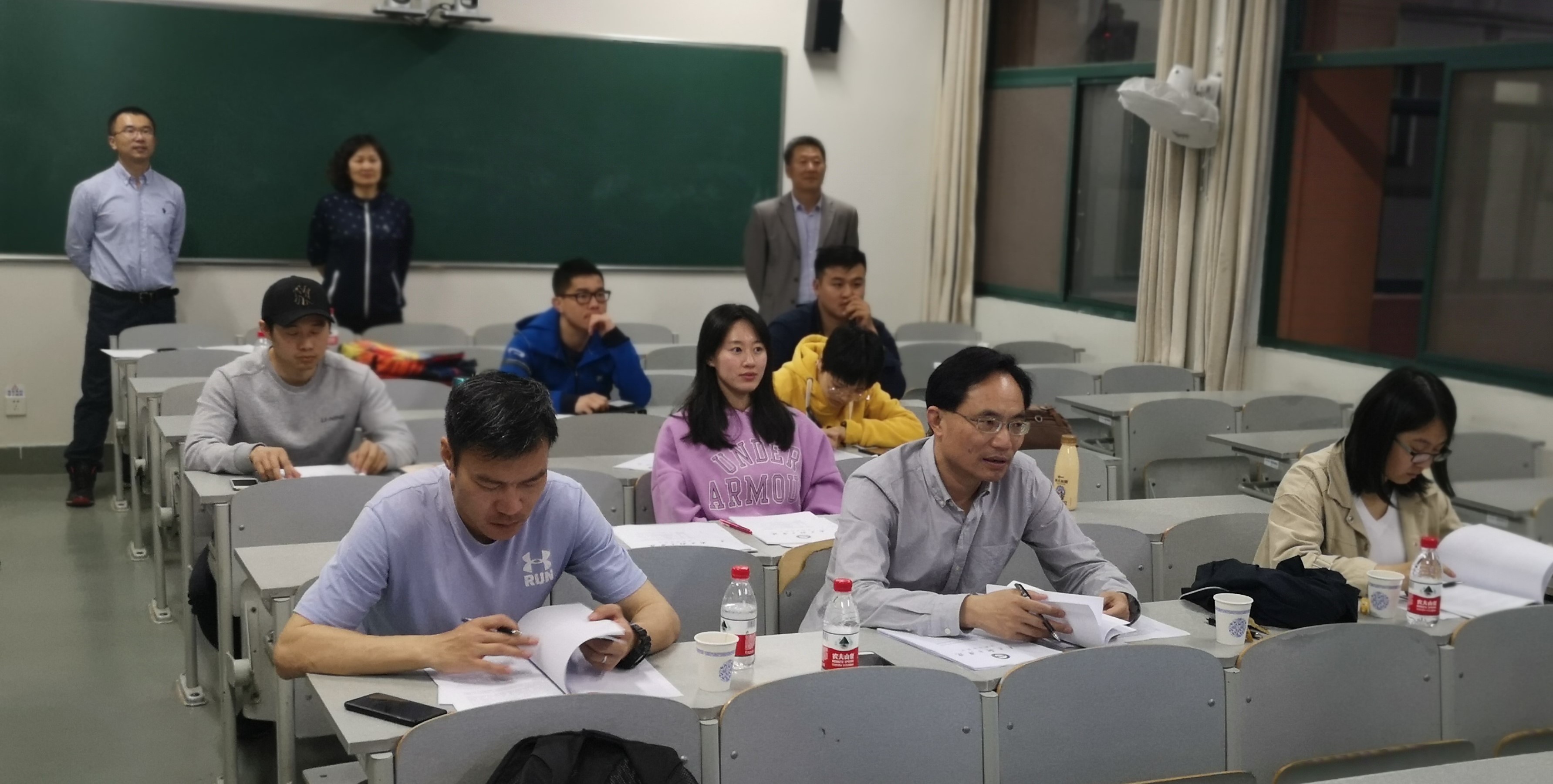 运动员教育科组织2019届运动员班本科论文答辩工作