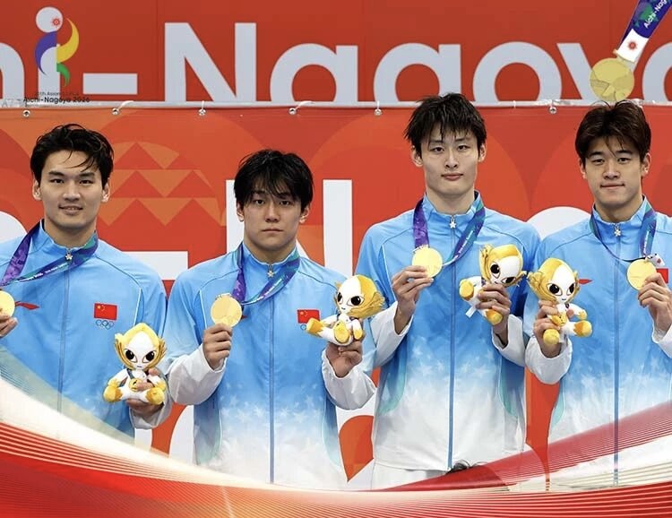 第四金！南体健儿董志豪夺得名古屋亚运会男子4×100米混合泳接力冠军