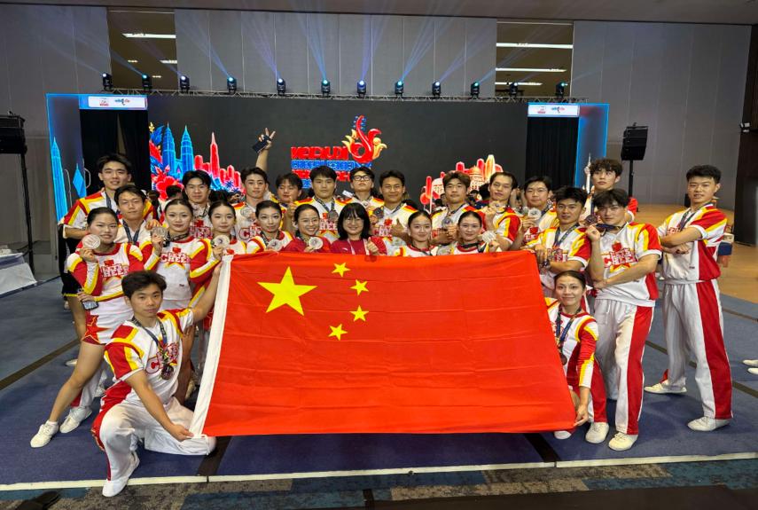 我校技巧啦啦操队征战2026亚洲啦啦操锦标赛斩获铜牌
