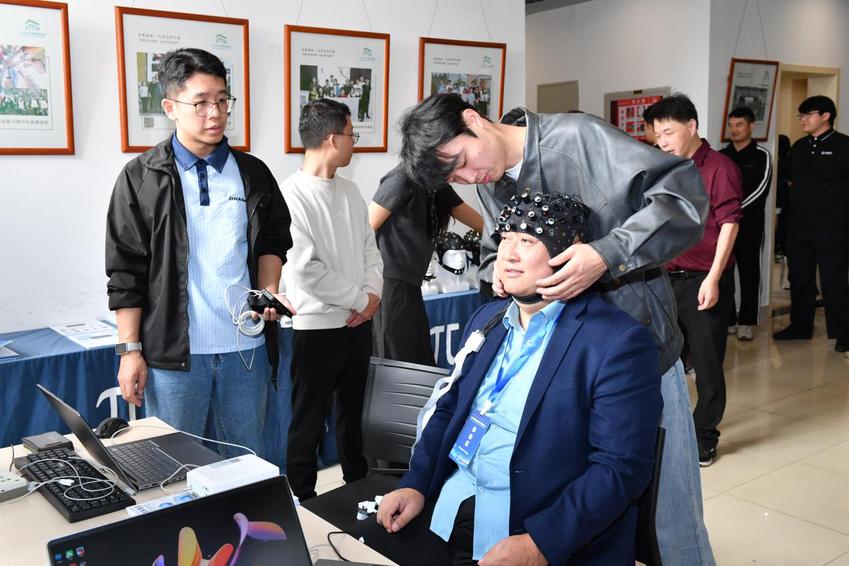 群贤汇聚金陵 智探体脑融合——2026体育运动神经科学国际会议在南京体育学院召开